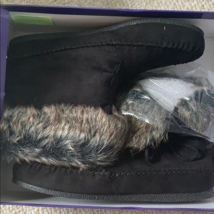 Black Madden Girl Moccasins